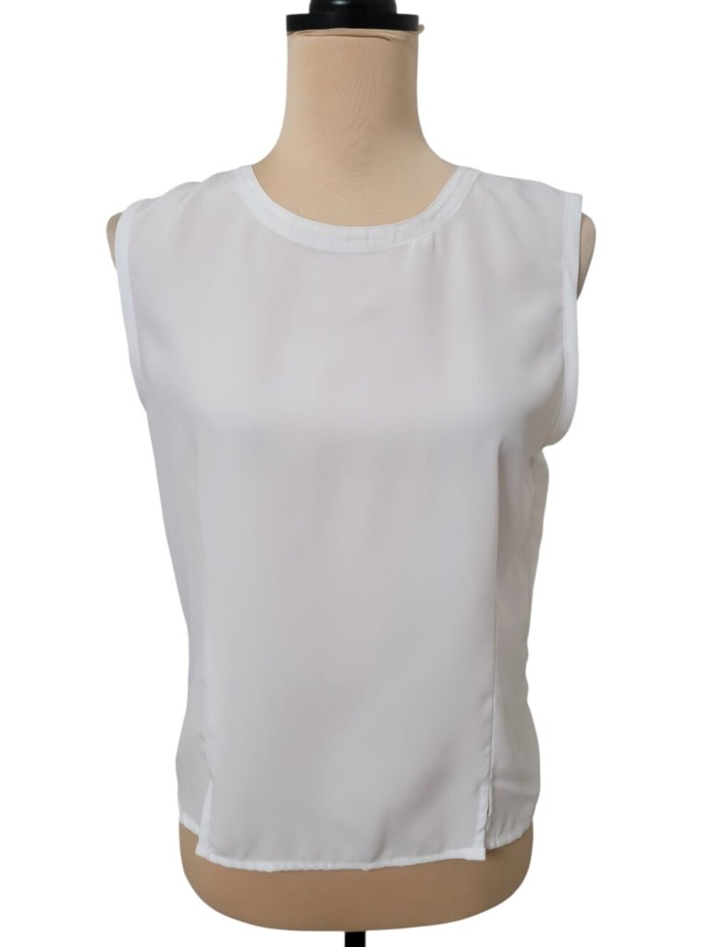Notations Size S White Sleeveless Blouse